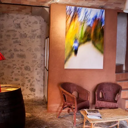 A La Source Bed & Breakfast
