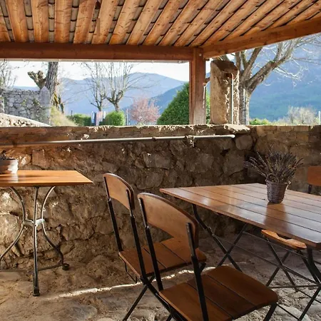 A La Source Bed & Breakfast *